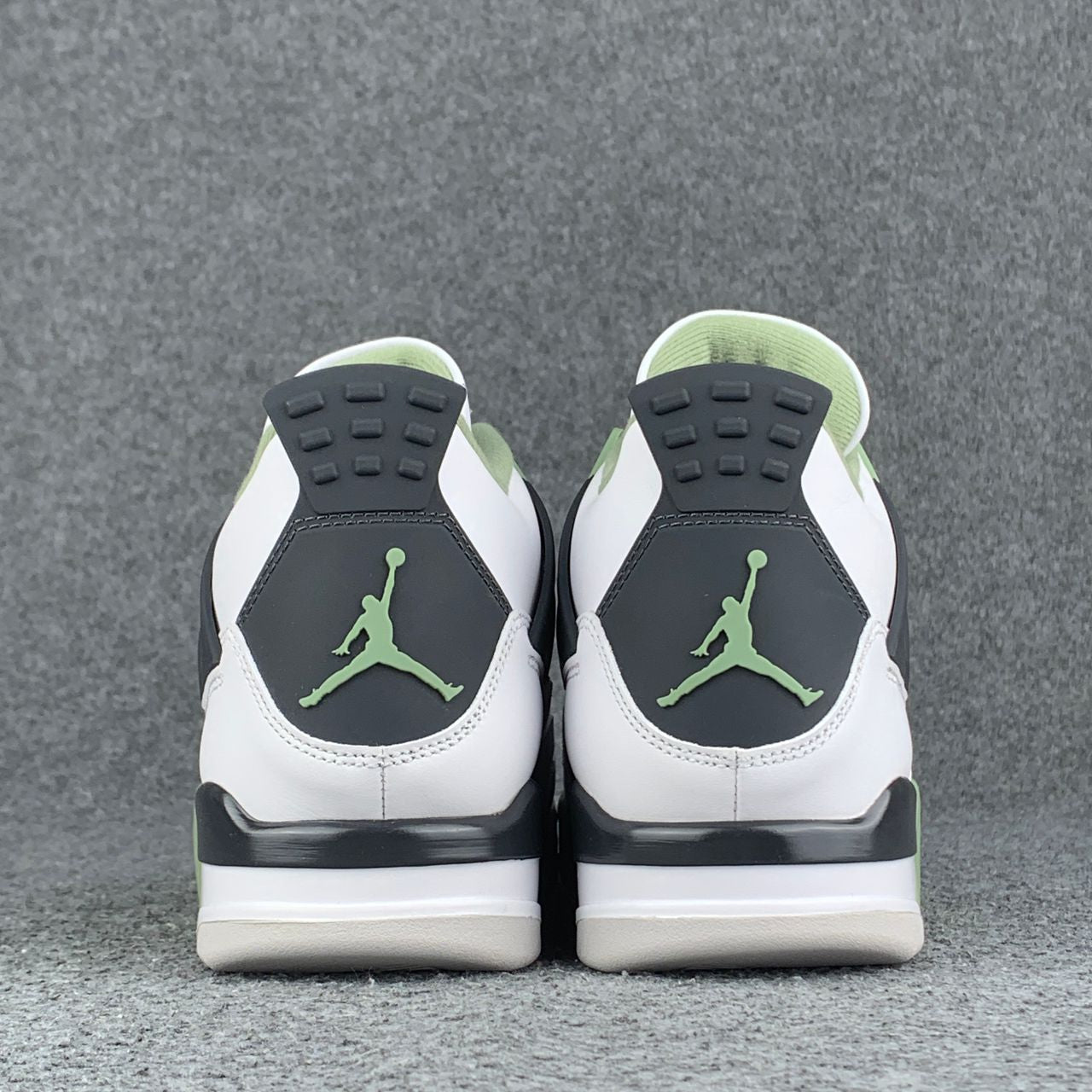 Wmns Air Jordan 4 Retro 'Seafoam'