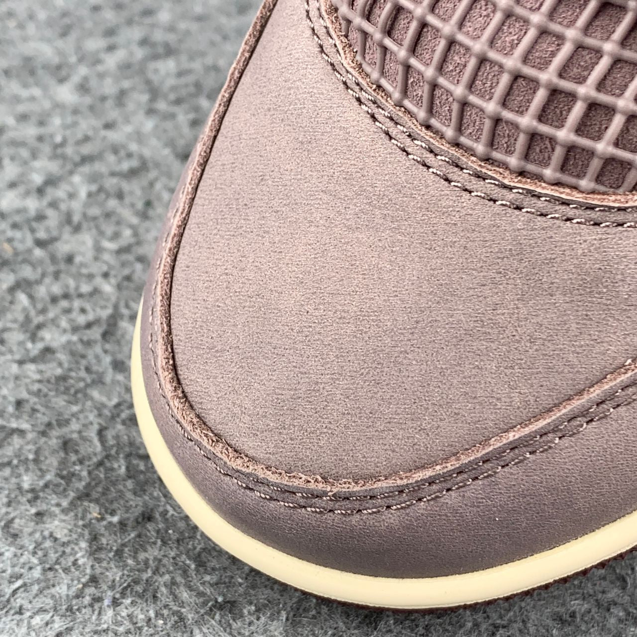 A Ma Maniére x Air Jordan 4 Retro 'Violet Ore'