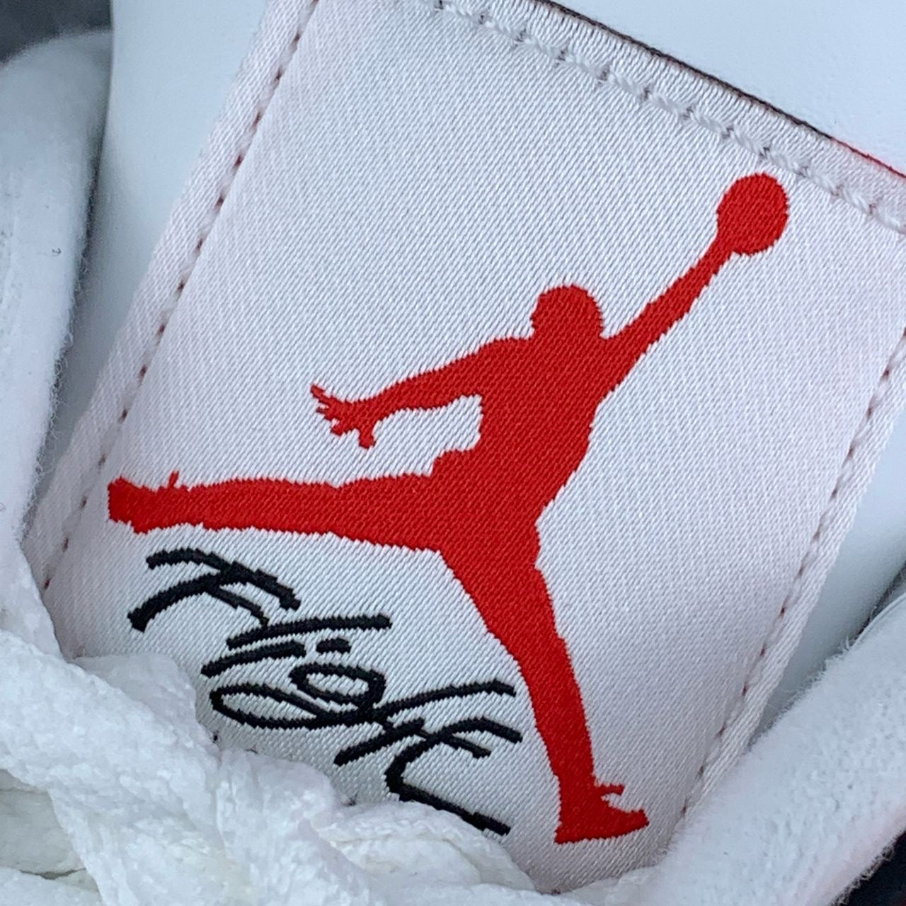 Air Jordan 4 Retro OG 'White Cement' 2025
