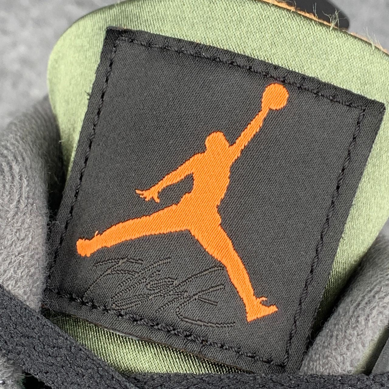 Undefeated x Air Jordan 4 Retro 2025