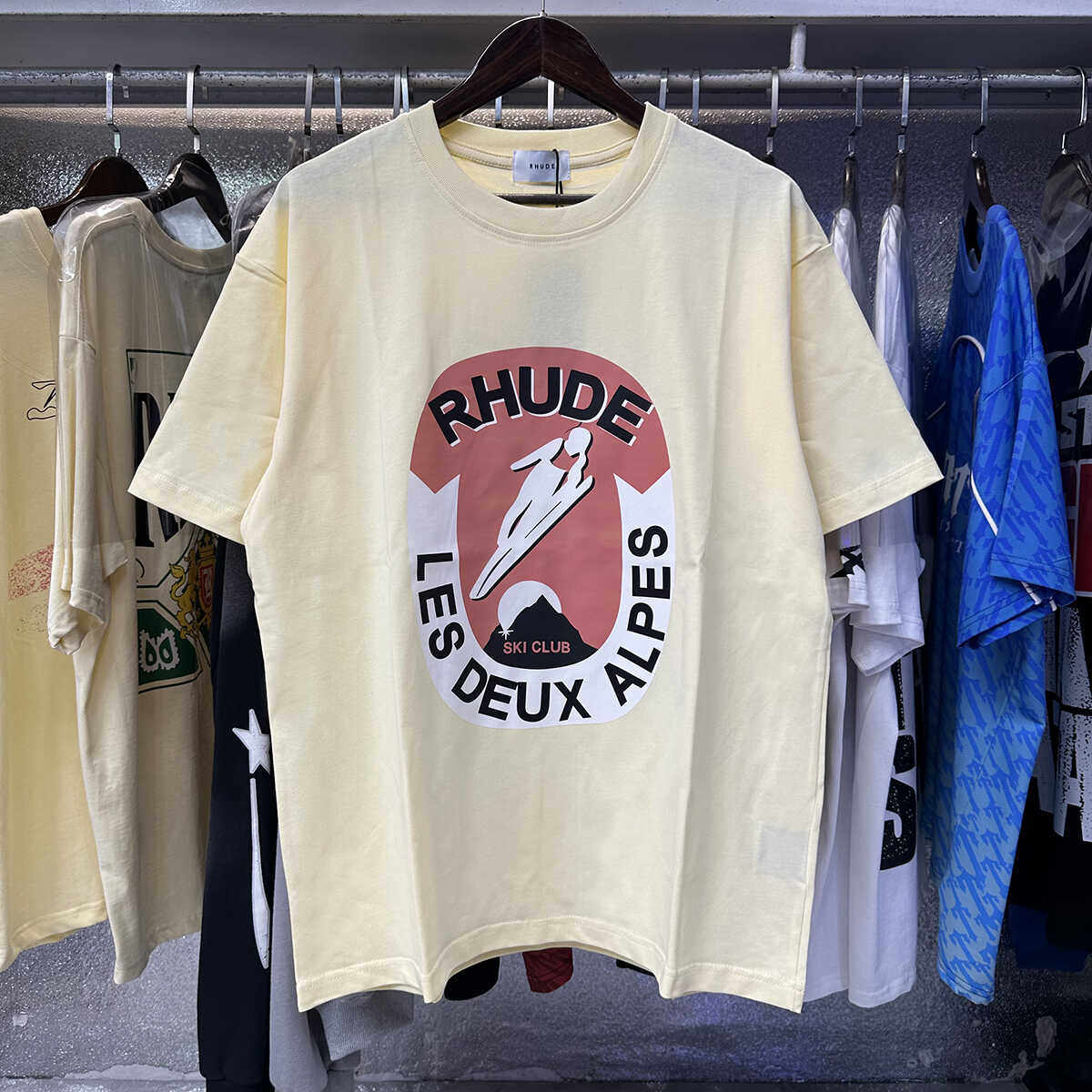 Rhude Les Deux Alpes Alpine Skiing Classic Sunrise Print T-Shirt