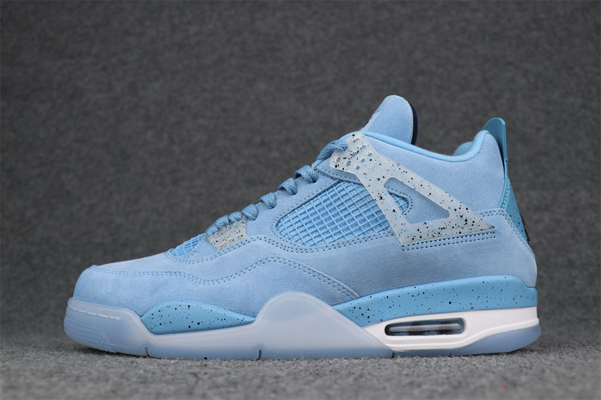 Air Jordan 4 Retro 'UNC Football' PE