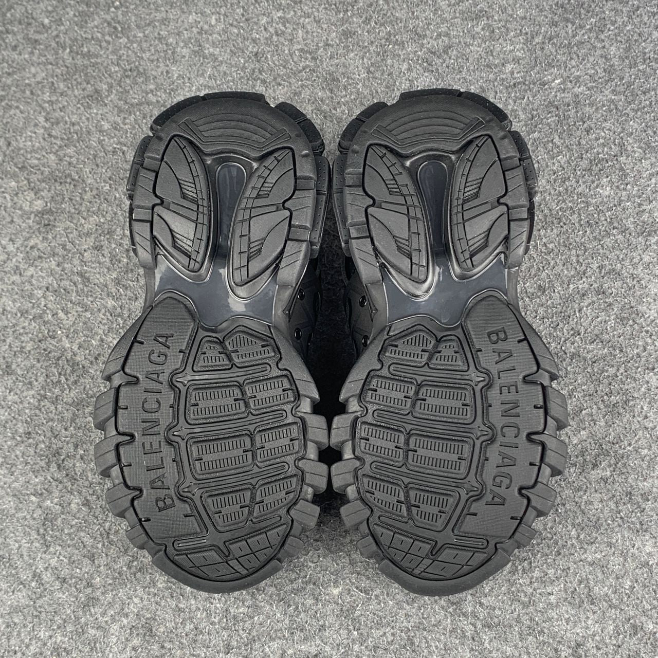 Balenciaga Wmns Track Trainer 'Triple Black'