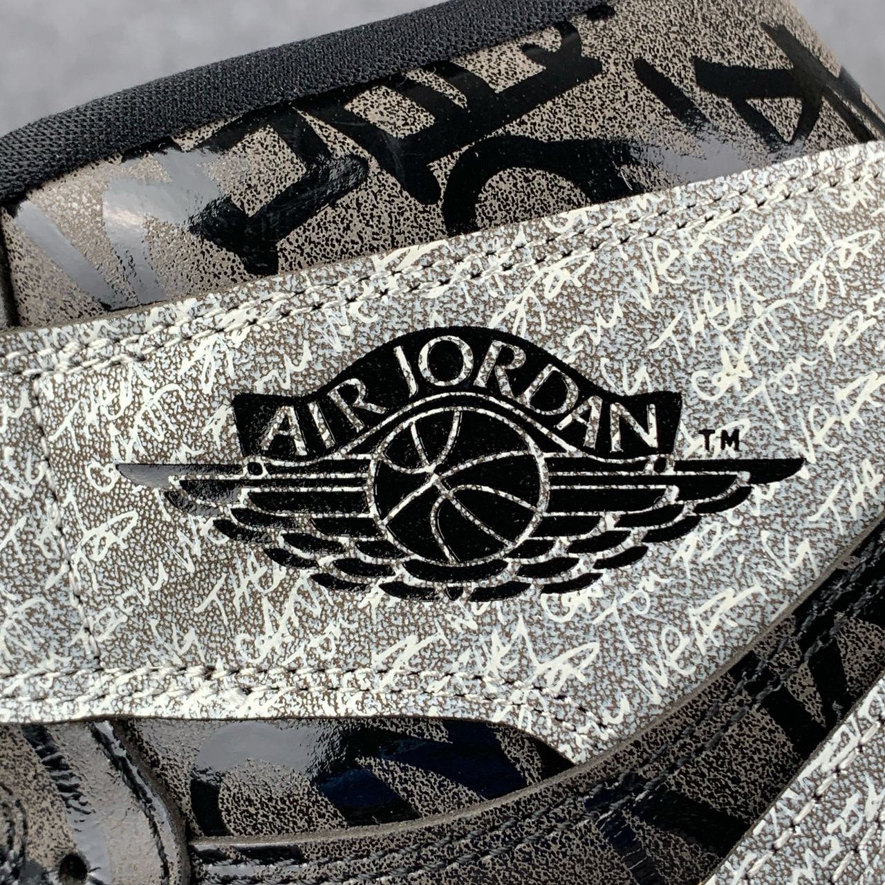 Air Jordan 1 High OG 'Rebellionaire'