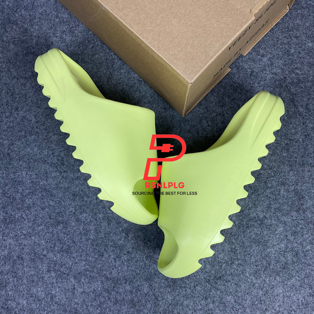 Yeezy Slides 'Glow Green'