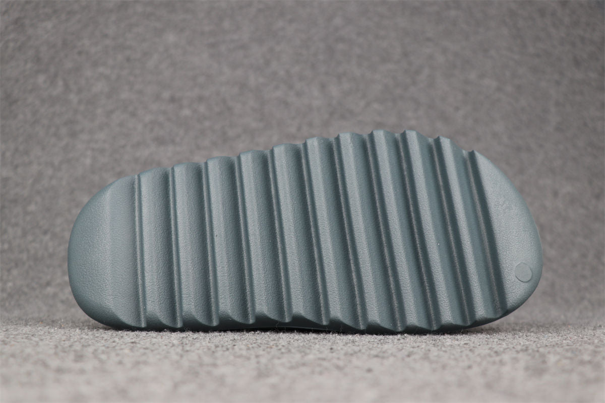 Yeezy Slides 'Slate Marine'